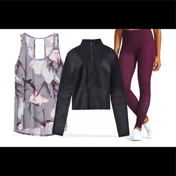 NWT/NIP Athleisure 5-Piece Mystery Box - Picture 3 of 7